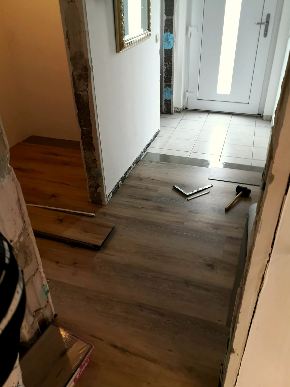 Mandic Baudekoration Treppe Bodenbelag (10)